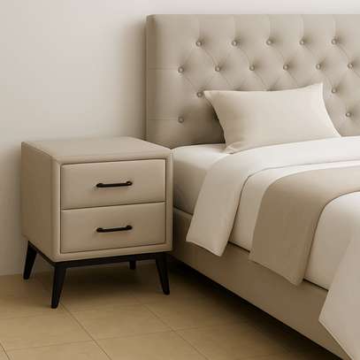 Bedside Table Drawer with Key Lock System image 12