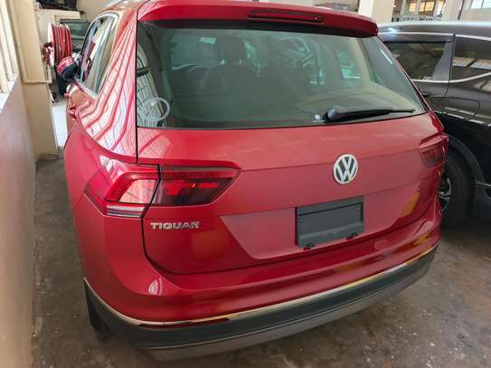 Volkswagen Tiguan image 6