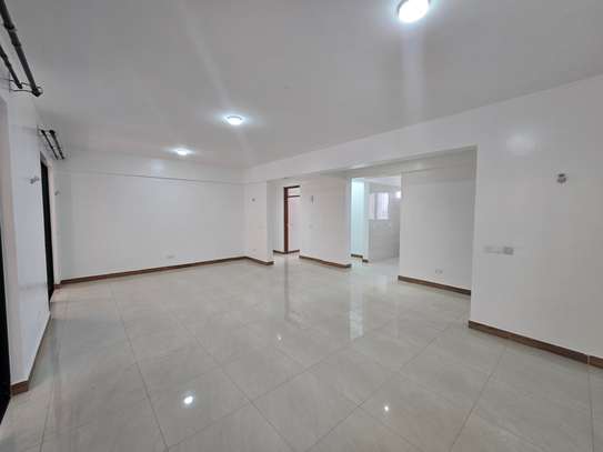 3 Bed Apartment with En Suite in Nyali Area image 21