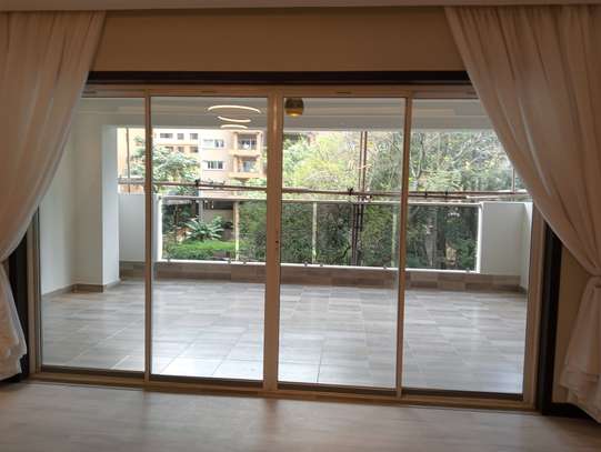 Furnished 2 Bed Apartment with En Suite at Riverside Drive image 2