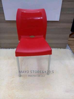Stackable Plastic Chairs with Metallic Stands (Armless) image 5