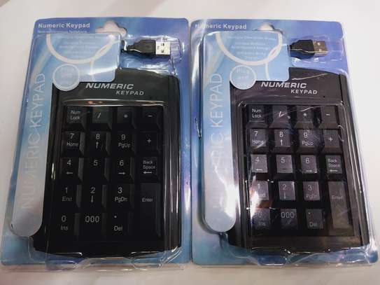 Wired USB Numeric Keypad 18 Keys Mini Digital Keypad image 1