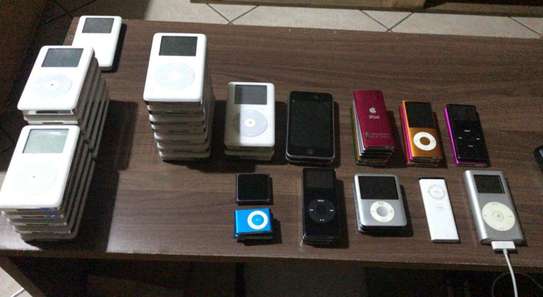 IPODS {assorted} image 1