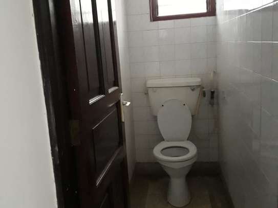 4 bedroom apartment for sale in Nyali Area image 6