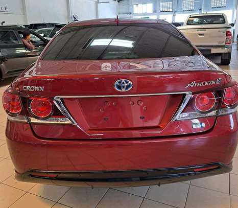 Toyota Crown Athelete S Red 2016 hybrid image 3