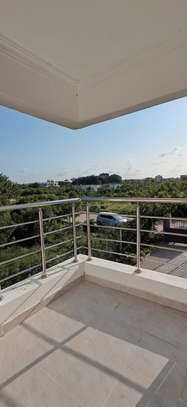 4 Bed House in Vipingo image 6