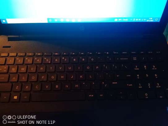 HP laptop image 1
