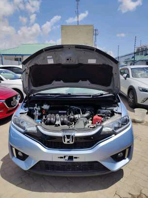 Honda Fit Hybrid image 14