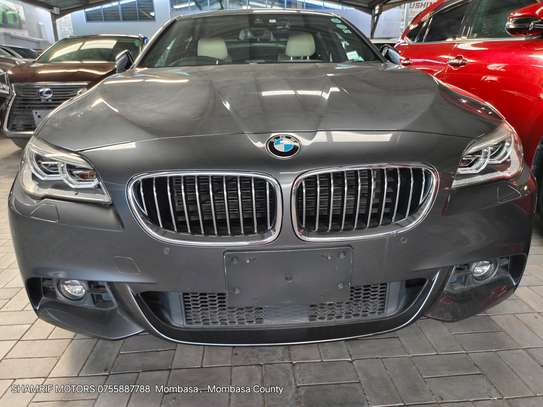 BMW 523d grey 2016 image 1