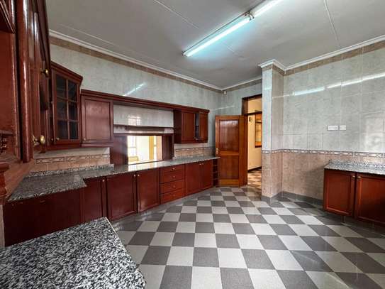 5 Bed House with En Suite in Thigiri image 37