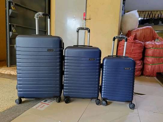 Suitcase traveling bag image 2