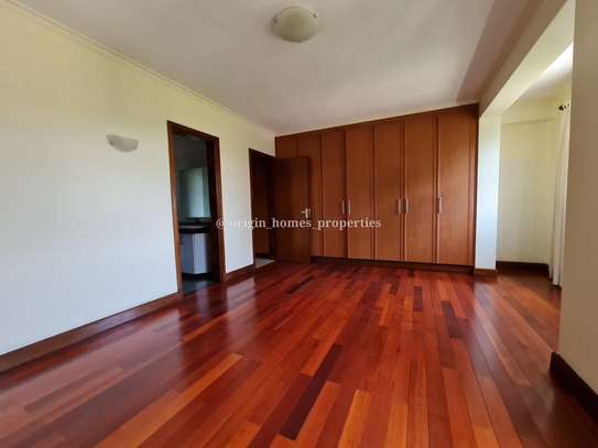 3 Bed Apartment with En Suite at Riverside Drive image 23