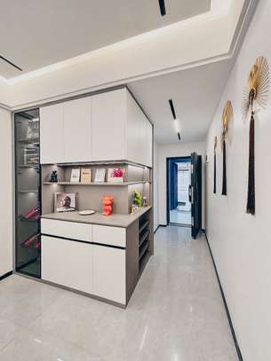 3 Bed Apartment with En Suite in Westlands Area image 2