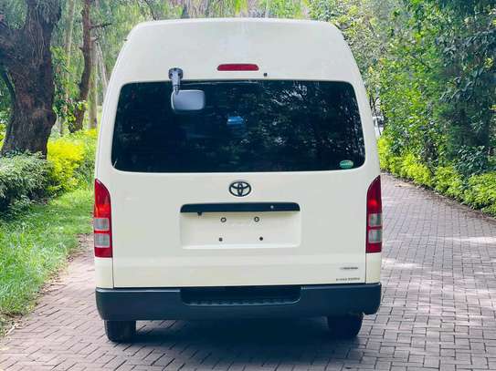 Toyota Hiace 9L fully loaded 2017 model image 7