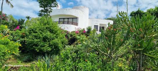 4 Bed Villa with En Suite at Serena Mombasa image 7