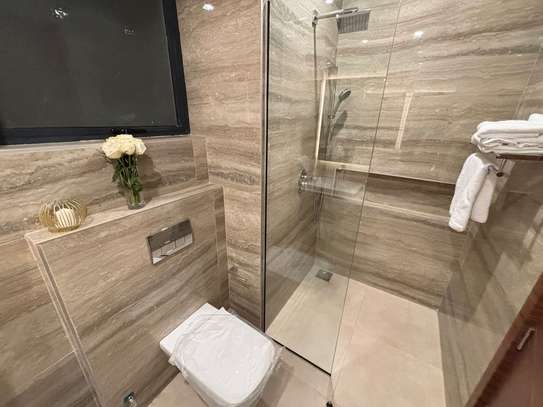 2 Bed Apartment with En Suite in Riverside image 7