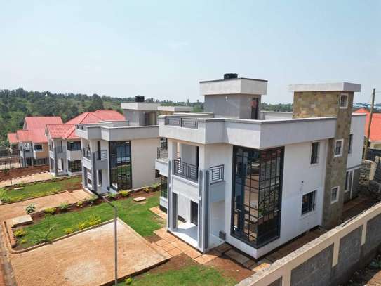 5 Bed Townhouse with En Suite at Ruiru Githunguri Road image 1