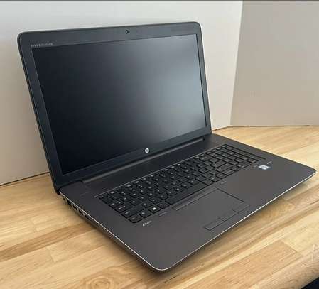 HP ZBook 17 G3 Workstation, i7 2.7Ghz, 16GB/512GB, Nvidia image 1
