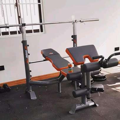 Commercial weight lifting bench press image 1