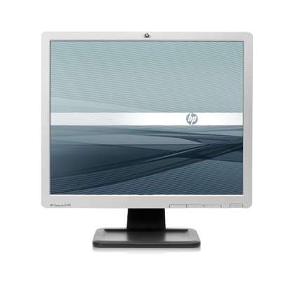 HP 19 inch monitor(square). image 1