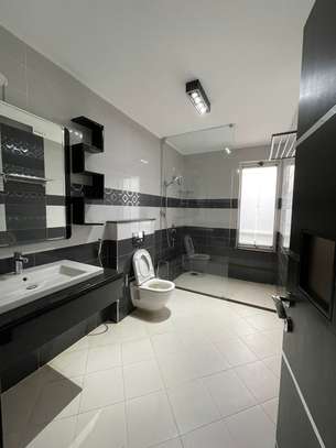 3 Bed Apartment with En Suite in Riverside image 17