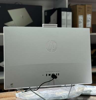 All-in-One Hp Desktop Computer image 2