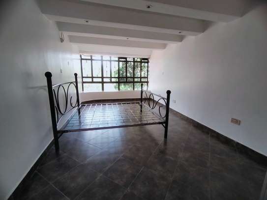 5 Bed House with En Suite in Kiambu Road image 10