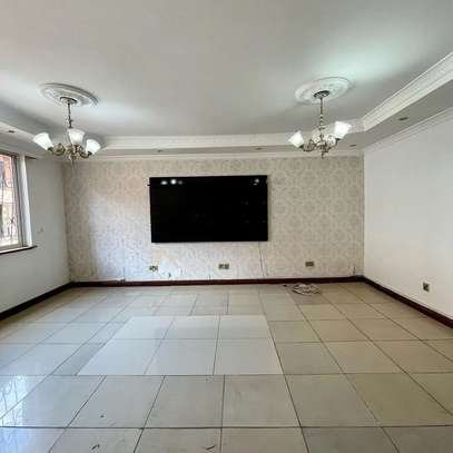 4 Bed Townhouse with En Suite in Kileleshwa image 19