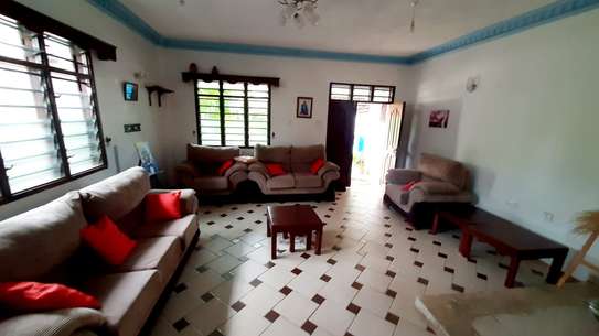 8 Bed House  in Shanzu image 3
