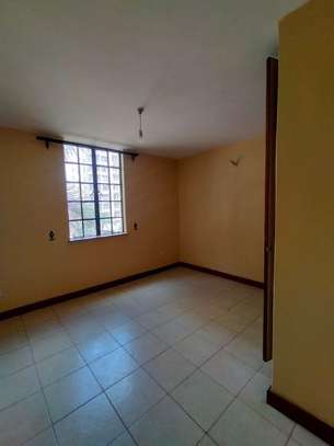 3 Bed Apartment with En Suite in Kilimani image 20