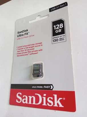 Sandisk Ultra Fit 3.1 Flash Drive - 128GB image 1