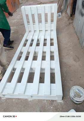 Pallet beds image 7