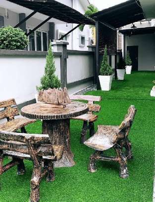 Get a well groomed artificial grass carpet balcony image 2