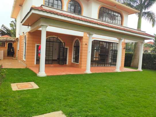 4 Bed House with En Suite in Kiambu Road image 22