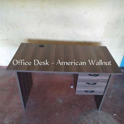 Modern Office Desks and Chairs image 3