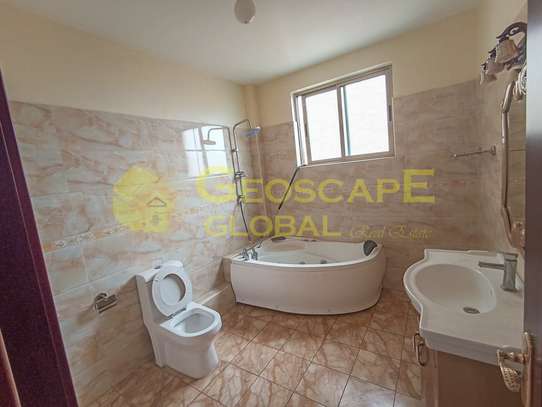 3 Bed Apartment with En Suite in Kileleshwa image 3