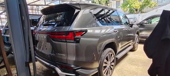 Lexus LX600 2023 grey 4wd image 11