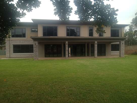 5 Bed Townhouse with En Suite in Muthaiga image 31