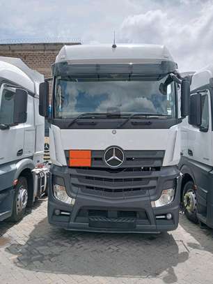 ACTROS MP4s image 1
