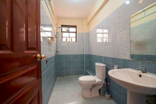 3 Bed Apartment with En Suite in Syokimau image 15