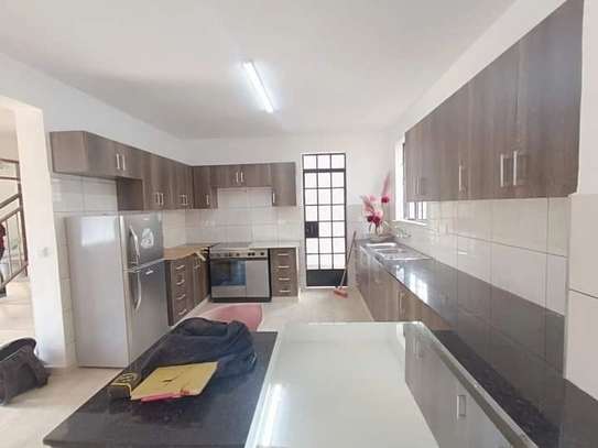 4 Bed Townhouse with En Suite in Ruiru image 6