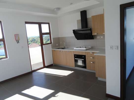2 Bed Apartment with En Suite in Vipingo image 14