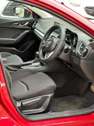 2016 Mazda axela image 2