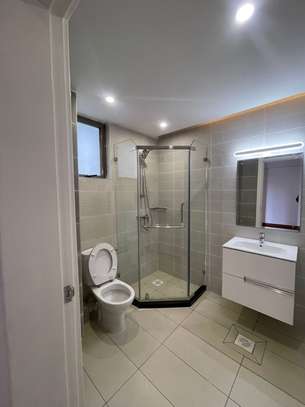 4 Bed Apartment with En Suite in Lavington image 7