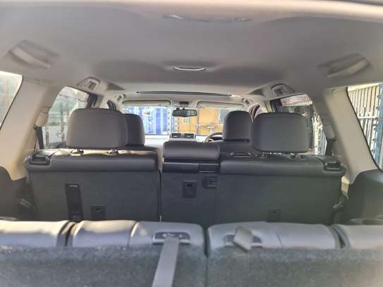 Toyota Prado 2015 Diesel Leather, Sunroof & 7 -Seater!! image 3