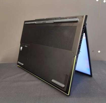 Lenovo legion 7 laptop image 4