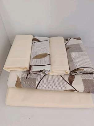 2Bedsheets and 4pillow cases mix and match image 7
