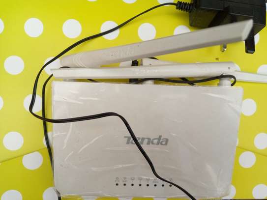 tenda network router with 30 meter cable image 2