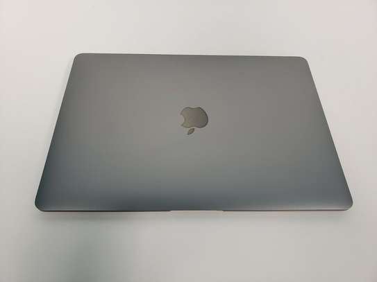 Apple macbook air image 1