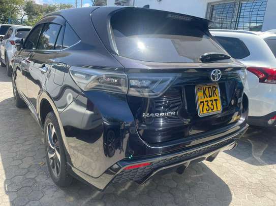 Toyota harrier gs Sunroof image 3